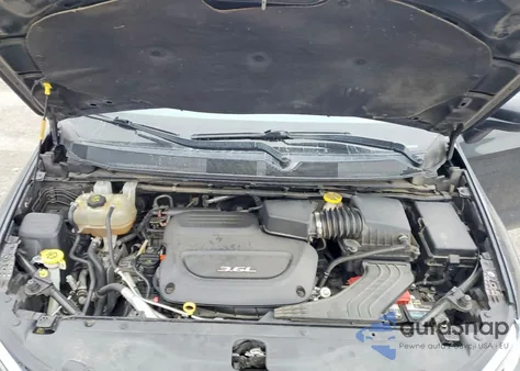 2018 Chrysler Pacifica Touring z USA, uszkodzony, nr VIN 2C4RC1DG6JR168096